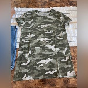 💥NWT💥 PINK Camo Tee